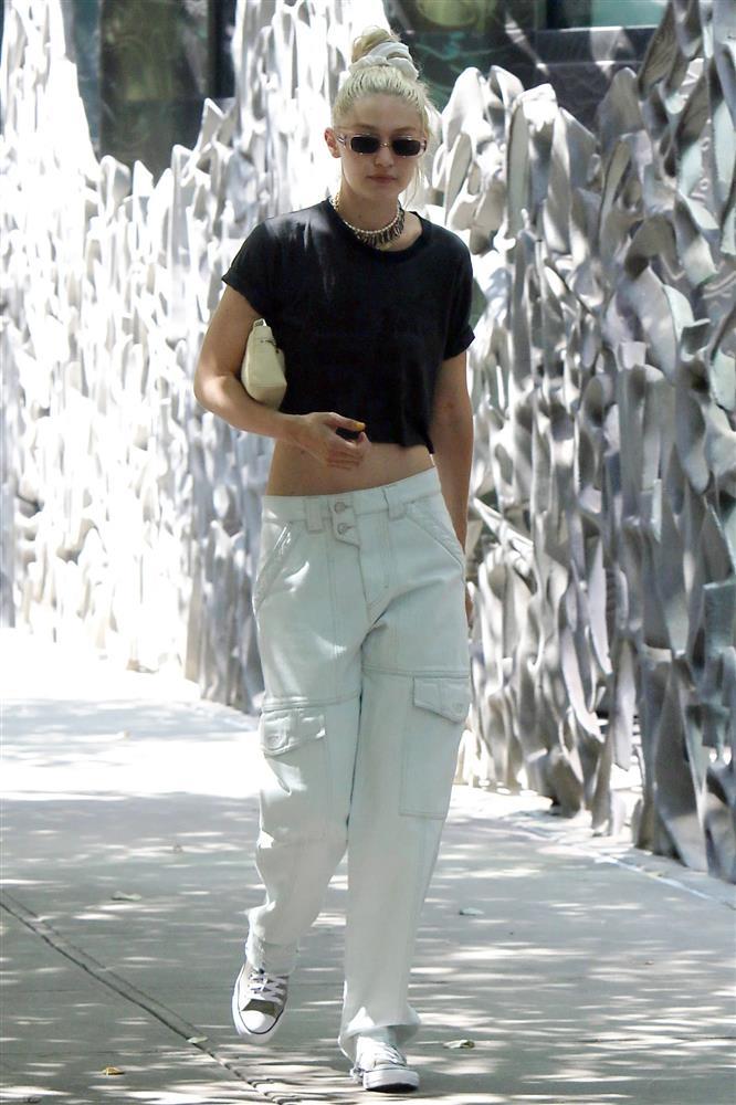 Những set đồ giúp Gigi Hadid trở thành biểu tượng thời trang-4