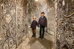 Hang động bí ẩn bị lãng quên ở Anh được phủ kín bằng vỏ sò
