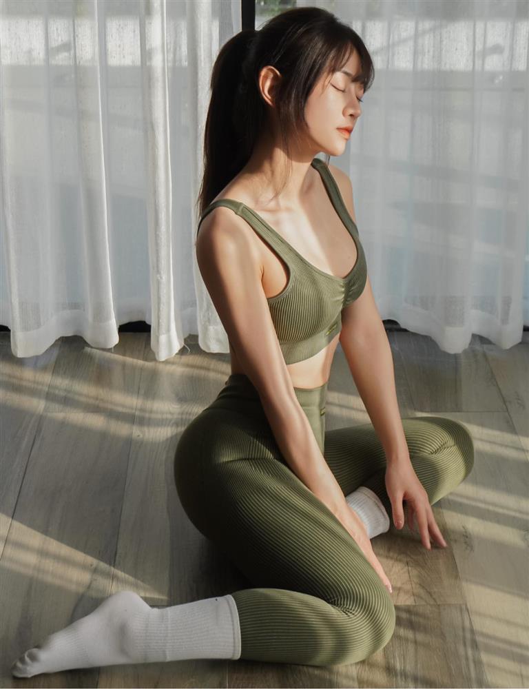 Lê Bống lộ ảnh thời nguyên phèn, chưa trùng tu-5