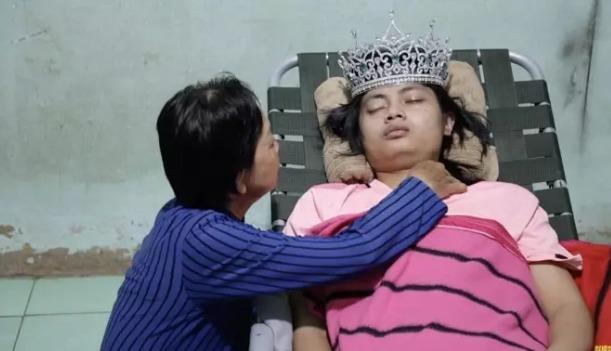 Hương Giang viết tâm thư xúc động sau khi Châu Kim Sang qua đời-4