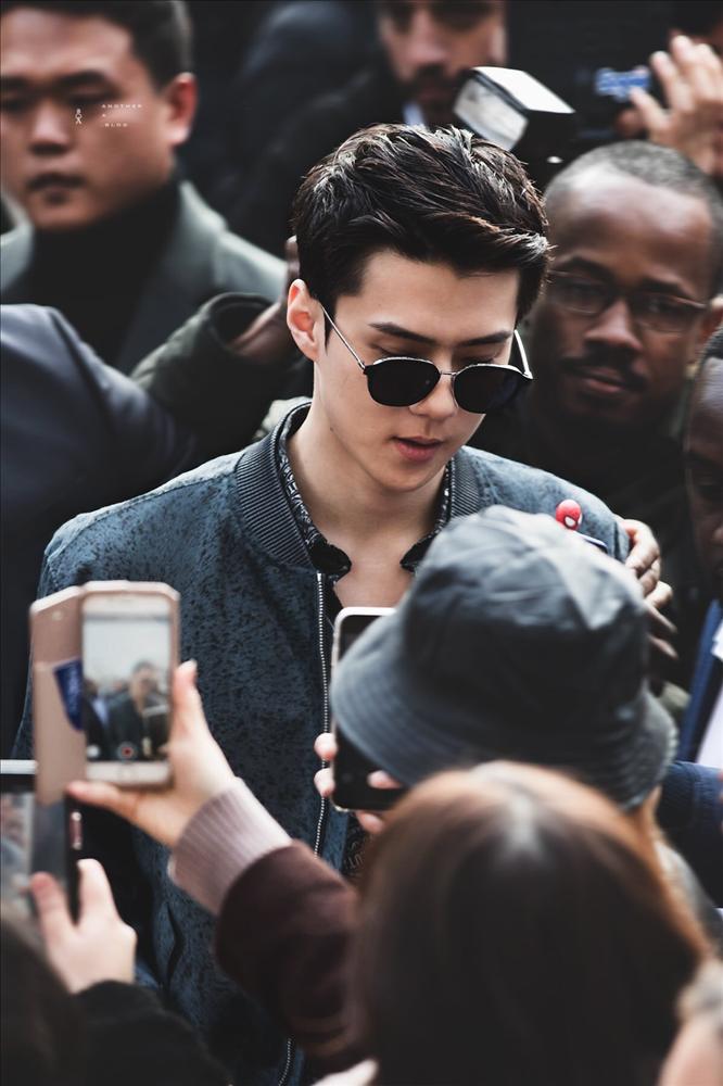 Không cần thử giọng, 6 idol Kpop được tuyển dụng ngay trên phố-3