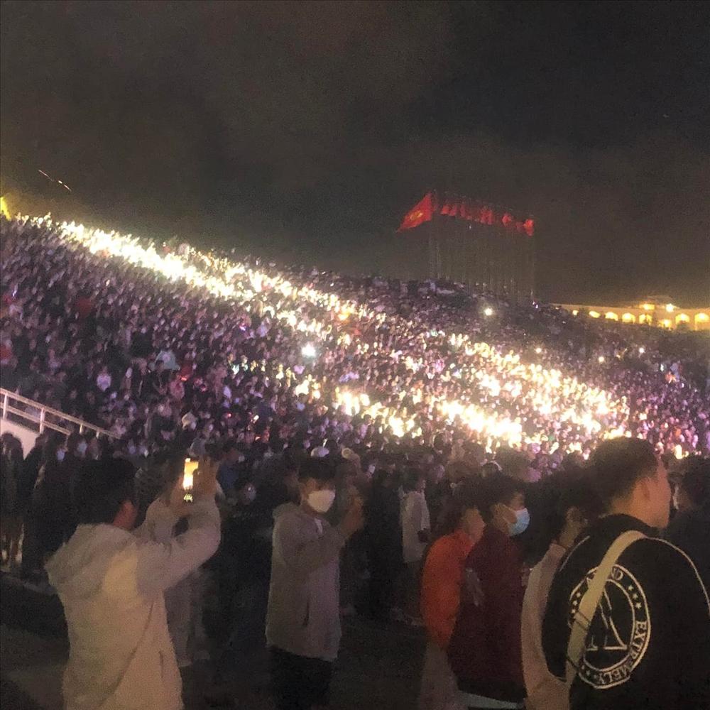 Biển người chen chúc ở quảng trường Đà Lạt cuối kỳ nghỉ lễ-2