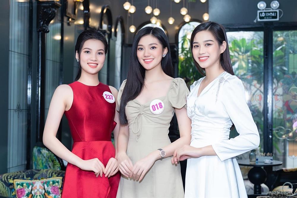 Đỗ Thị Hà chia sẻ kinh nghiệm thi Hoa hậu với kinh phí hạn hẹp-4