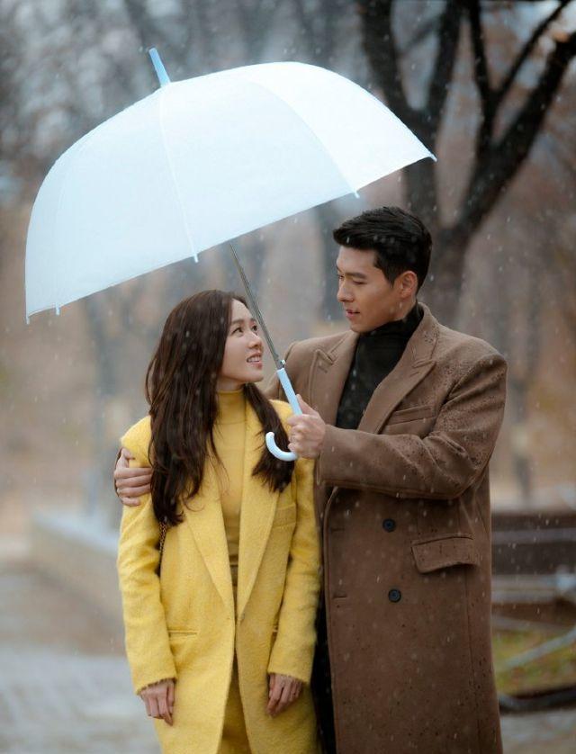 Son Ye Jin mừng sinh nhật mẹ chồng-2