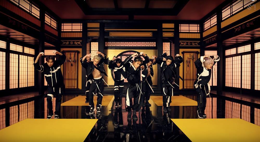 Nhóm nhạc phá vỡ sự rập khuôn ở Kpop-7