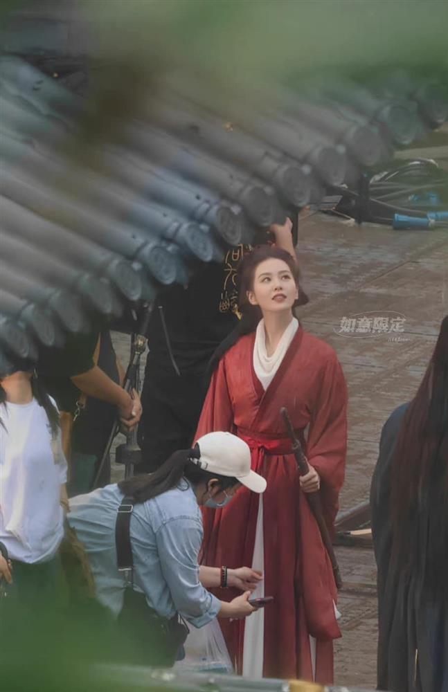 Lưu Thi Thi vừa tái xuất đã đe dọa vị trí của Dương Mịch, Triệu Lệ Dĩnh-1