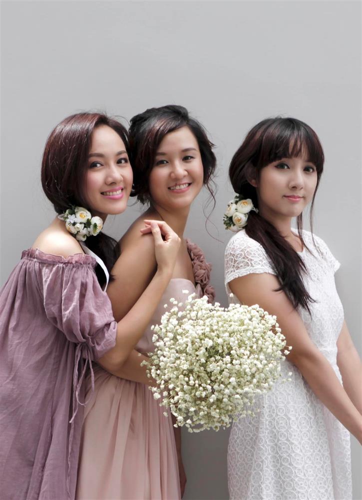 BTV Hoài Anh hiếm hoi nhắc 2 em gái xinh đẹp, giỏi giang-4