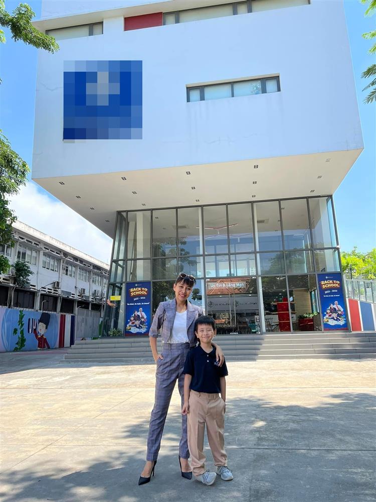 Dàn sao Việt nô nức đưa con đi khai giảng năm học mới-6