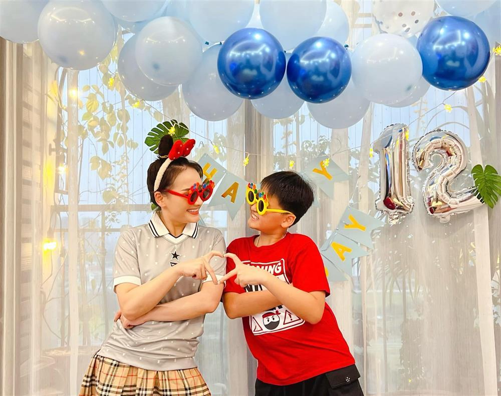 Dàn sao Việt nô nức đưa con đi khai giảng năm học mới-9