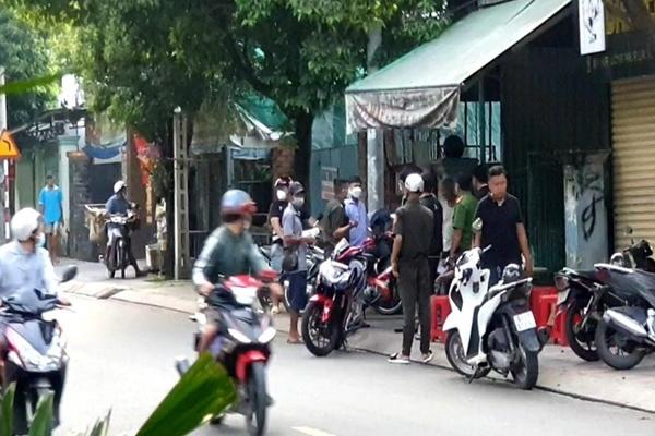 Kinh hoàng cảnh thanh niên bị 5 cây sắt đâm xuyên qua chân-4