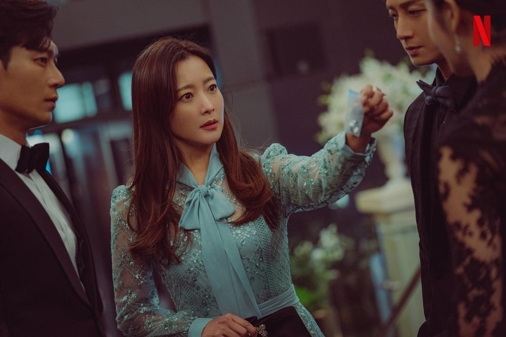 Phong độ ra đi khi có tuổi: Song Hye Kyo liên tục dính phim xịt-3