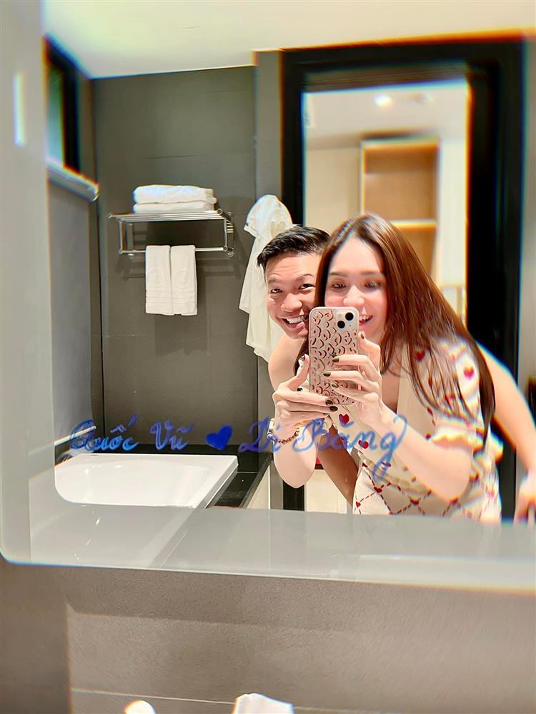 Anh xã đại gia bị soi bàn tay hư trên cơ thể Đoàn Di Băng-12