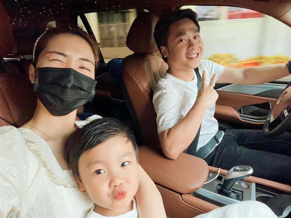 Hòa Minzy xuất hiện bên Minh Hải, úp mở tình cũ có tình mới?-3