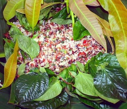 Cá gỏi kiến vàng và dế chiên Kon Tum lọt Top 100 đặc sản của Việt Nam-1