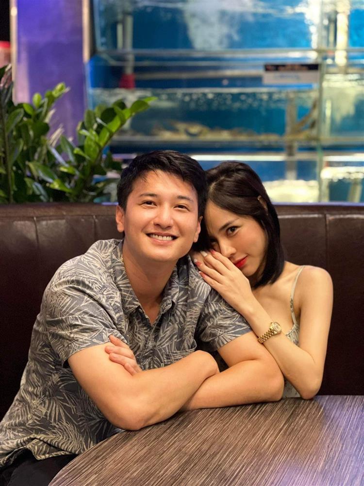 Bạn gái Huỳnh Anh khóc mếu khi bị lấy ảnh đi lừa tình-1