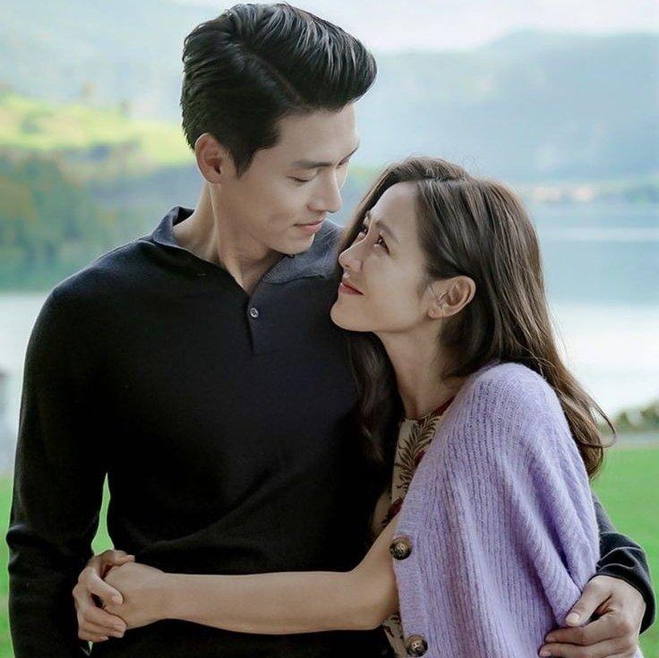 Hyun Bin đưa Son Ye Jin đi khám thai, hé lộ thời điểm dự sinh-1