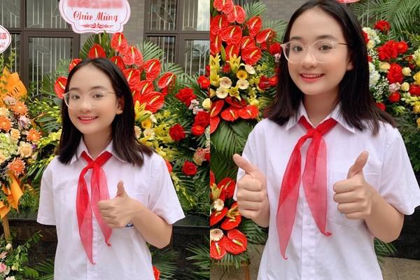 Profile chả vừa nữ sinh xuất hiện trên VTV ngày khai giảng-2