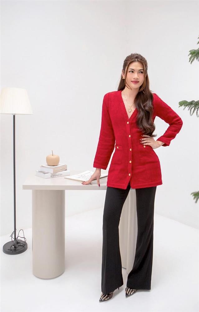 Đào Bá Lộc mặc váy, đi giày cao gót catwalk cực kỳ uyển chuyển-5