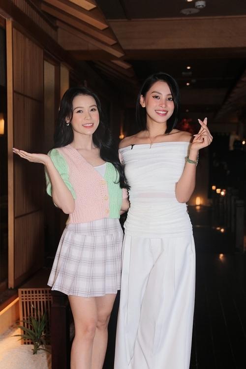 Sam học Hòa Minzy tự dìm hàng chiều cao trước dàn hậu Vbiz-3