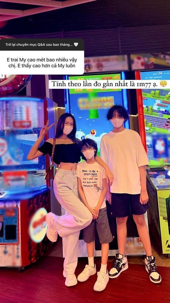 Em trai Doãn Hải My 13 tuổi cao 1m77, tóc xoăn dài lãng tử-1