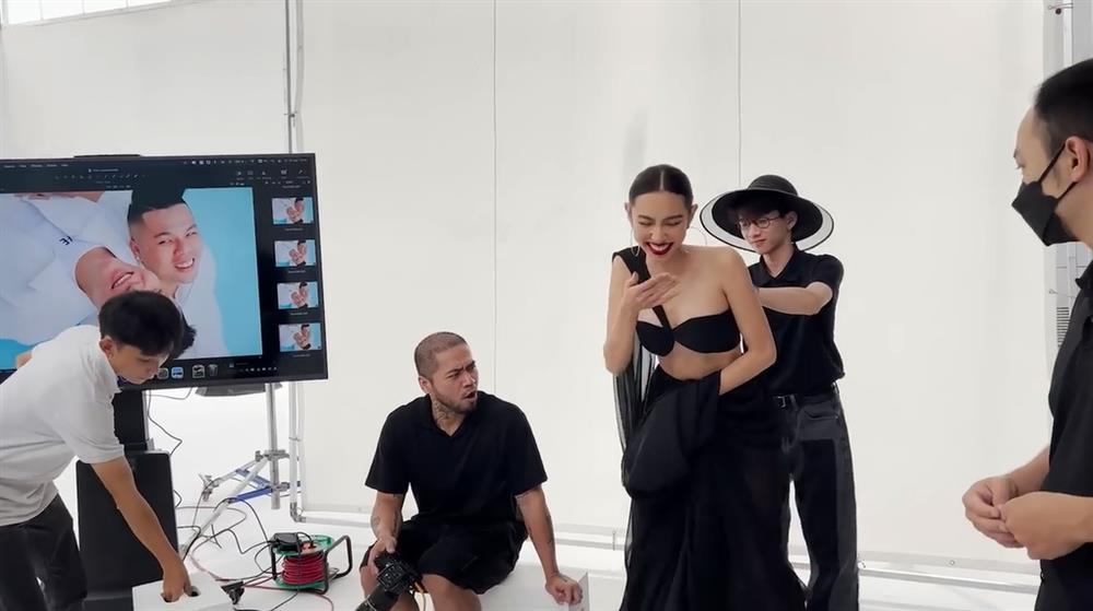 Hoa hậu Thùy Tiên liên tục bị ê-kíp dìm hàng khi chụp ảnh-6