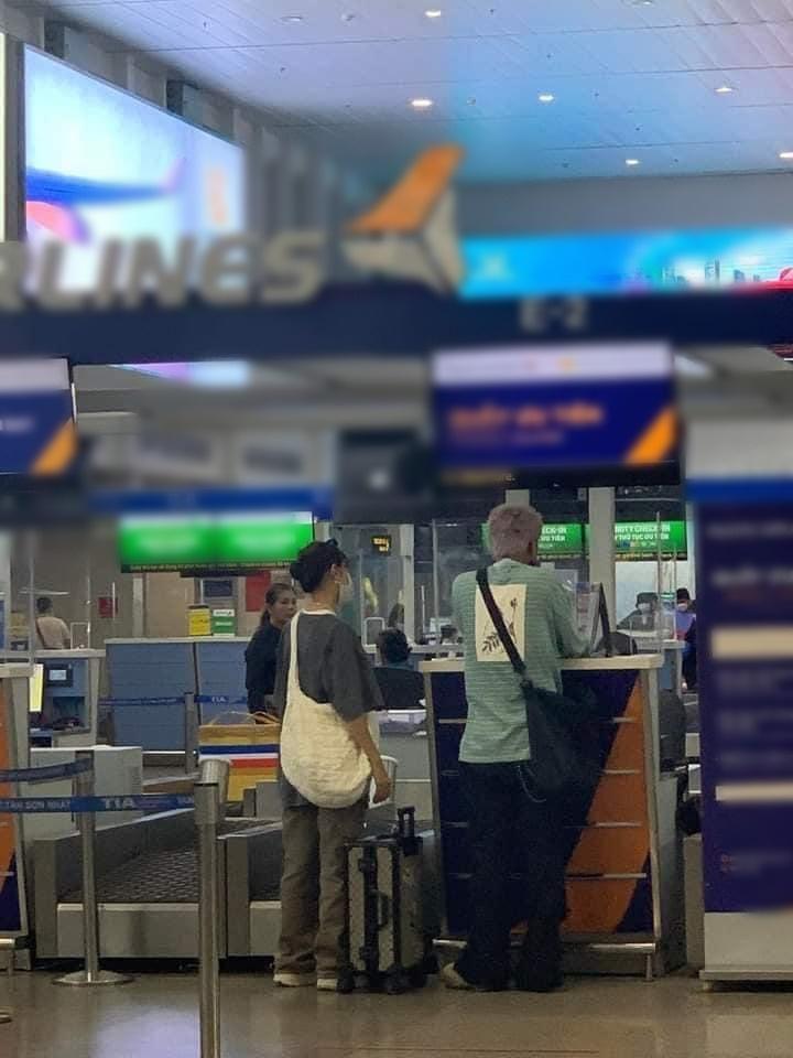 Min và 16 Typh bị bắt gặp ở sân bay, gu thời trang gây tranh cãi?-2