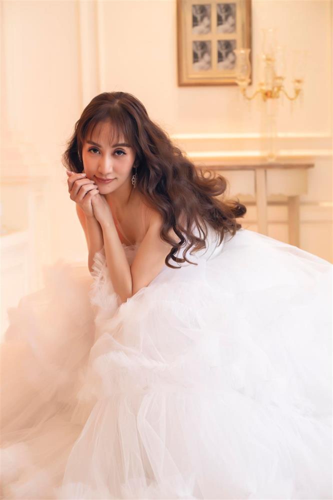 Khánh Thi xả ảnh cưới, Phan Hiển nói gì mà fan thích thú-2