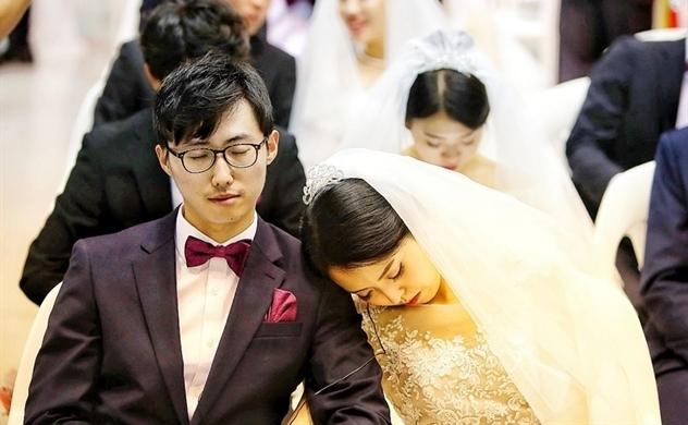 Xôn xao hợp đồng hôn nhân uất ức của cô dâu Việt lấy chồng Hàn-1