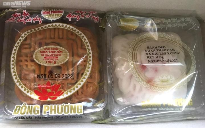 Dân xếp hàng từ sáng sớm mua bánh Trung thu nức tiếng Hải Phòng-13