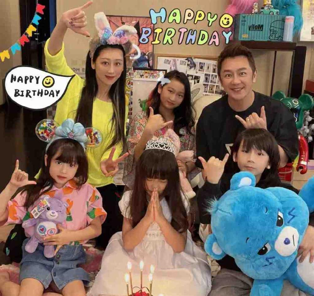 Cuộc sống Trần Hạo Dân có thực sự khó khăn như tự nói?-1