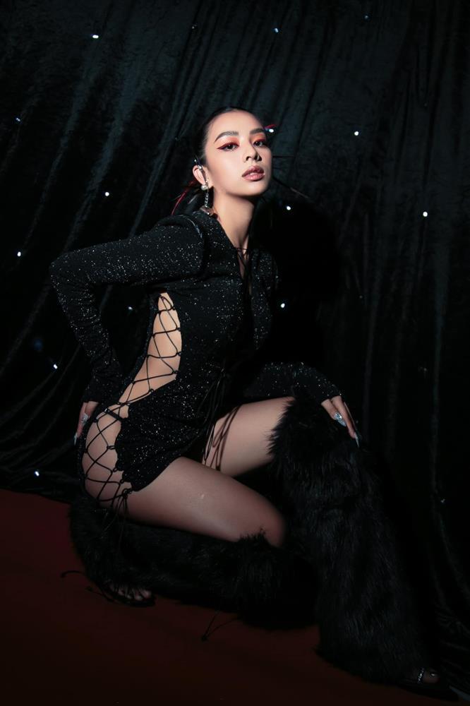 Bạn gái mới của thiếu gia Minh Hải đối mặt với nhiều khiếm nhã-10