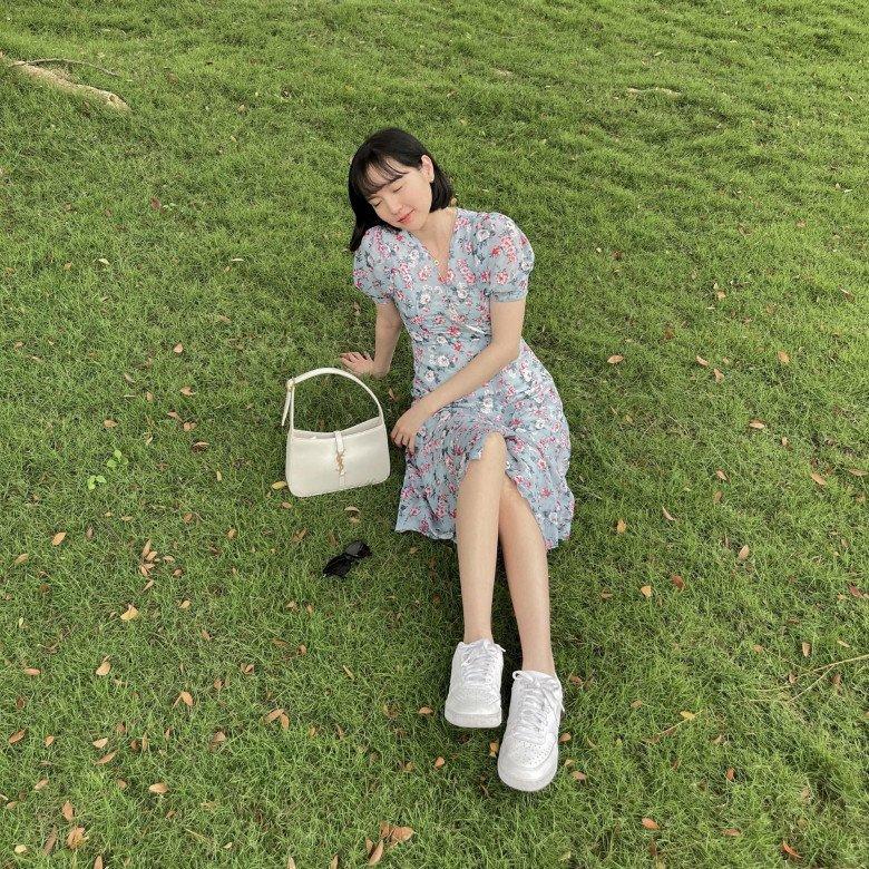 Hải Tú xài mãi 1 chiếc túi mặc kệ Sơn Tùng đổi đồ hiệu xoành xoạch-3