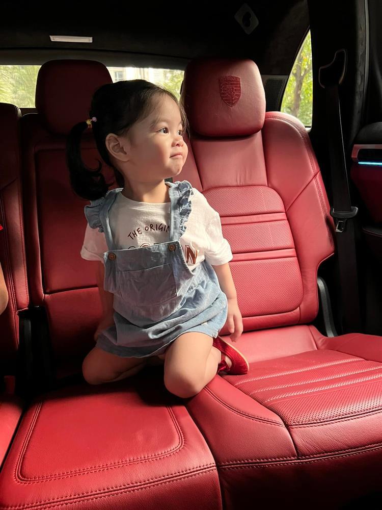 Trần Bảo Sơn hiếm hoi khoe con út, bất ngờ ngoại hình-5