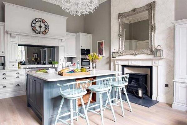 Vị trí đặt 3 hũ gạo, muối, nước trên bàn thờ nhiều lộc, gia chủ ăn nên làm ra-4