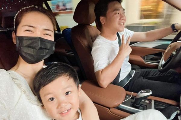 Hòa Minzy bức xúc: Tôi không bao giờ lấy Bo ra để kiếm tiền-4