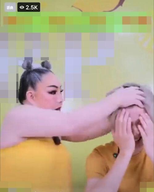 Nữ đại gia U70 quấy rối tình dục nam diễn viên trên sóng livestream-3