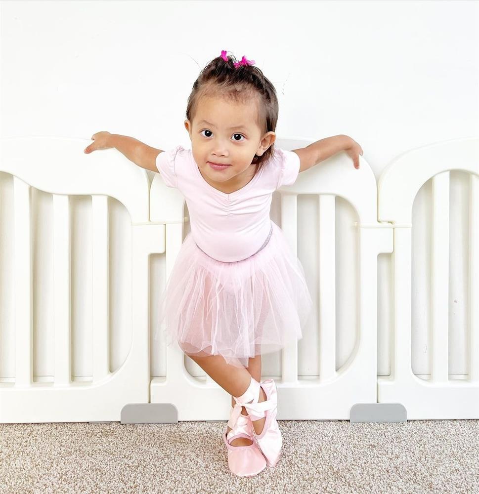 Màu tóc tự nhiên của Lisa khiến Hồ Ngọc Hà cũng phải mơ ước-4