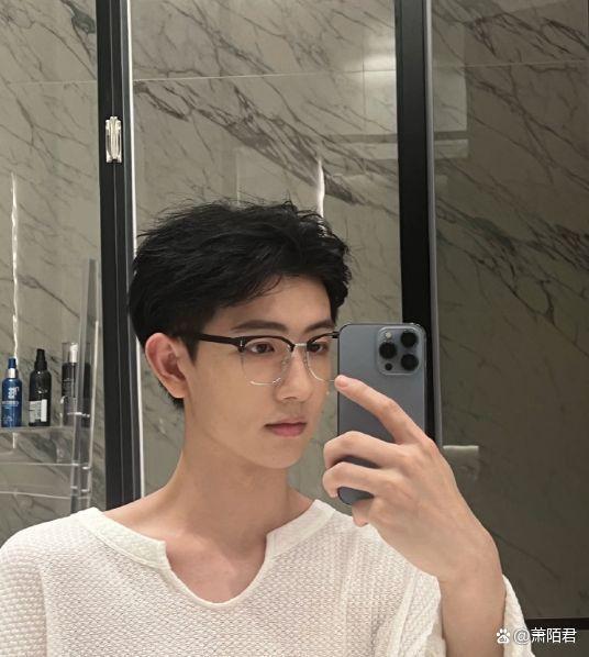 Nam thần tượng Cbiz hiếm hoi công khai yêu đồng giới-5