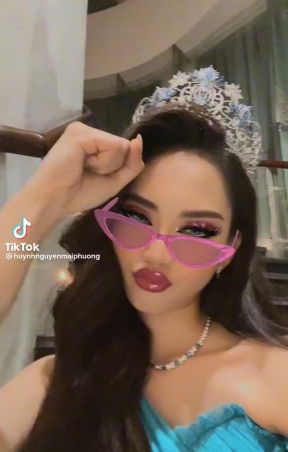 Hoa hậu Mai Phương môi tều, make up ô dề lạ hoắc sau đăng quang-3