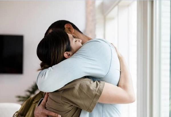 Vợ bẽ bàng phát hiện chồng mang con ngoài giá thú về làm con nuôi-2