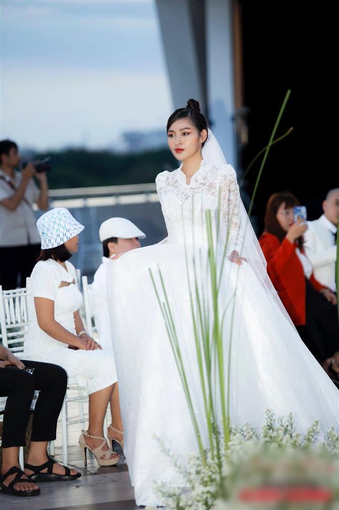 Hot girl Trứng rán Thanh Tâm lấy chồng sau khi thi hoa hậu?-5