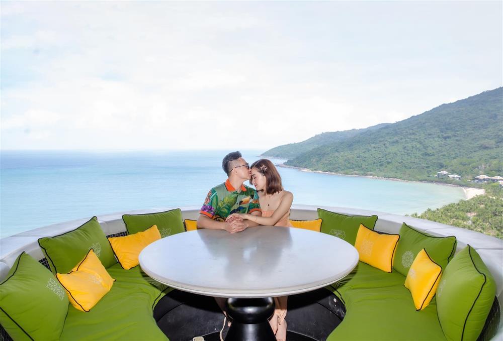 4 năm hôn nhân của top 10 Hoa Hậu Việt Nam và chồng cảnh sát-14