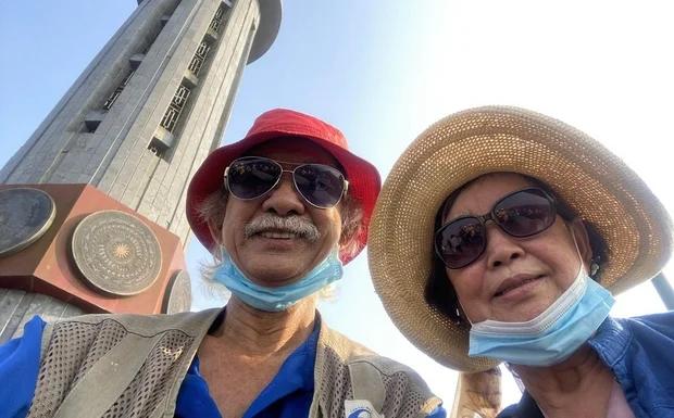 Phượt thủ ông 73, bà 70 và cuộc ngao du triệu người trẻ mơ ước-1