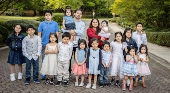 Người phụ nữ 40 tuổi có 16 đứa con vẫn muốn có thêm nữa-1