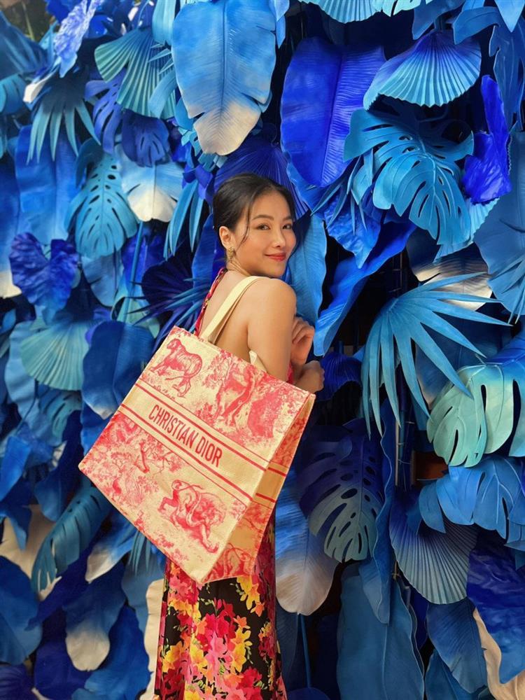 Hoa hậu Phương Khánh mặc đồ bộ đi chợ như mẹ bỉm-4