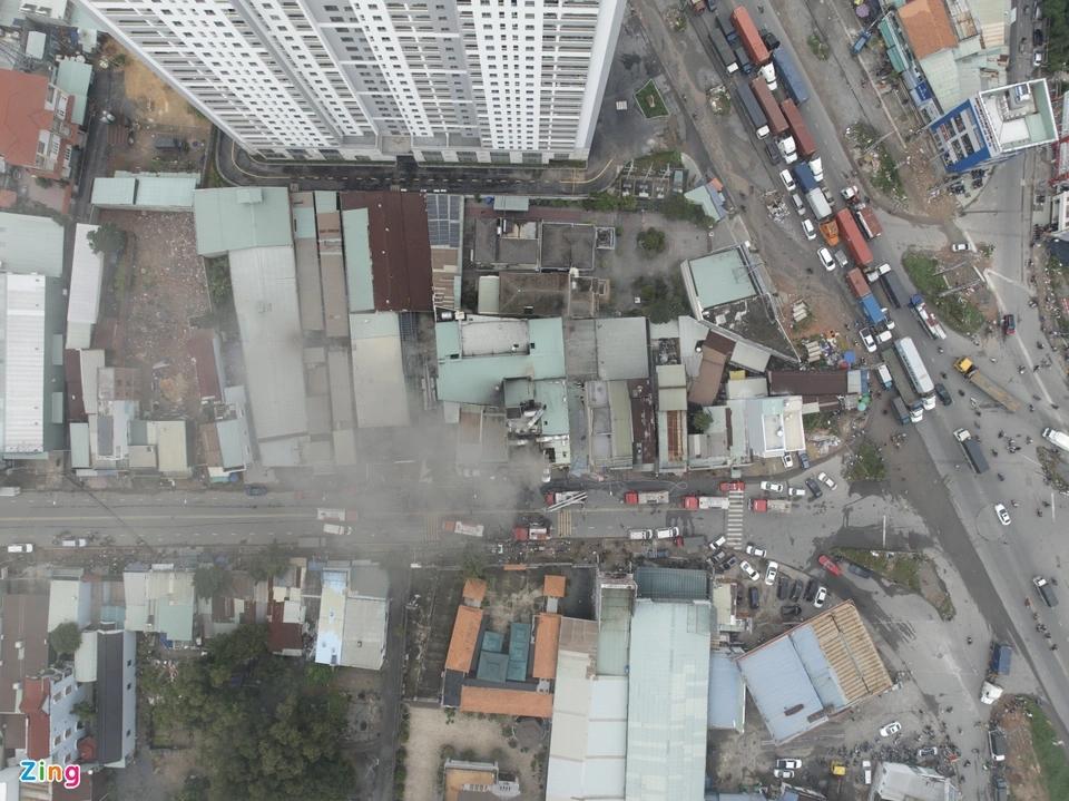 Hiện trường vụ cháy karaoke khiến 12 người chết nhìn từ trên cao-2