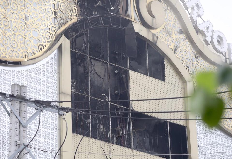 Hiện trường vụ cháy karaoke khiến 12 người chết nhìn từ trên cao-4