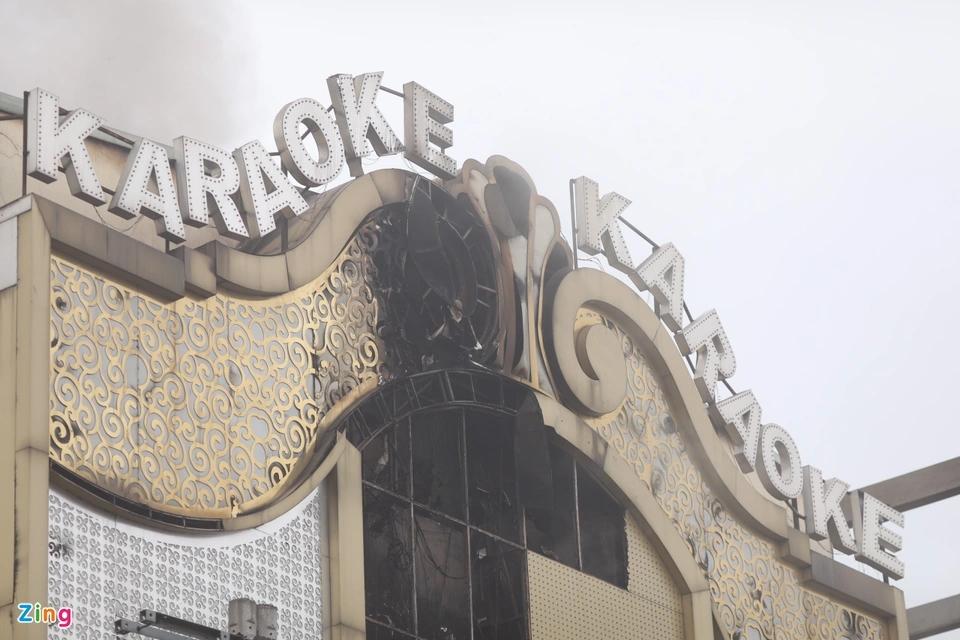 Hiện trường vụ cháy karaoke khiến 12 người chết nhìn từ trên cao-11