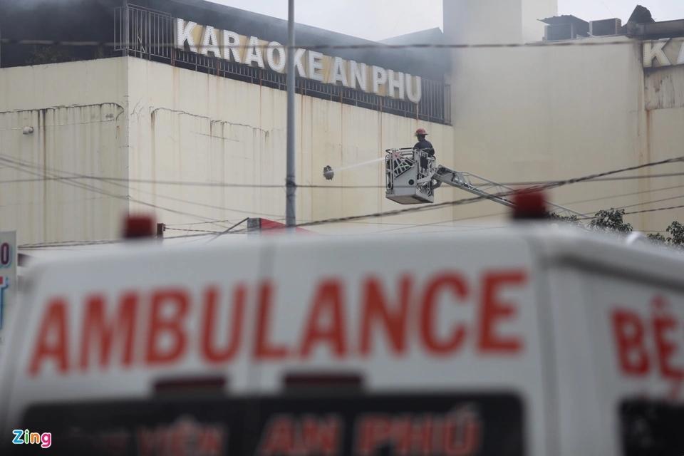 Hiện trường vụ cháy karaoke khiến 12 người chết nhìn từ trên cao-13