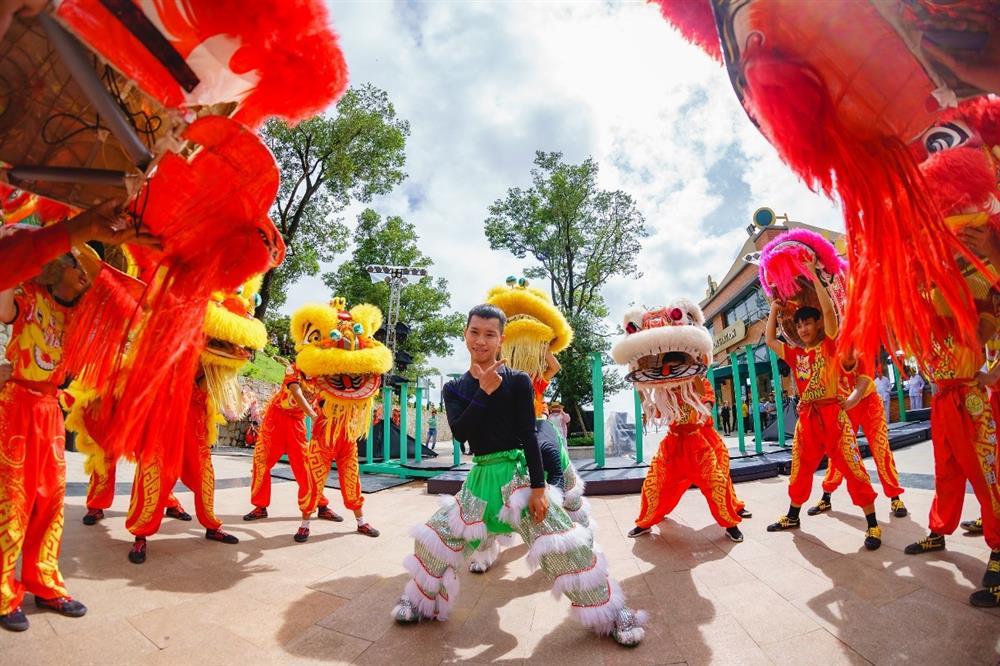 Hội trăng rằm Vân Sơn đặc sắc trên đỉnh Núi Bà Đen-2